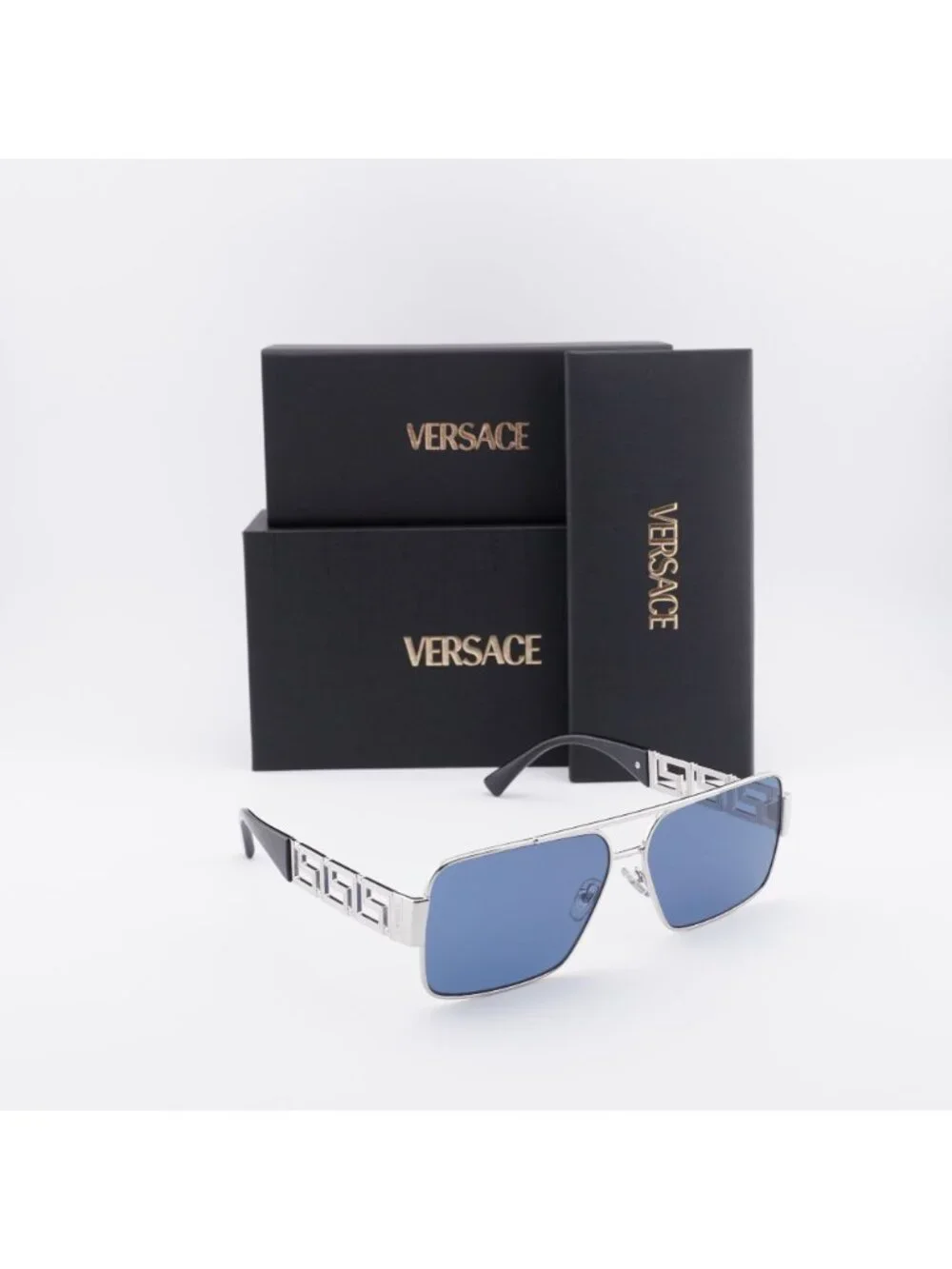 Versace model ve2290